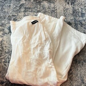 Calvin Klein Women’s white sweatpants